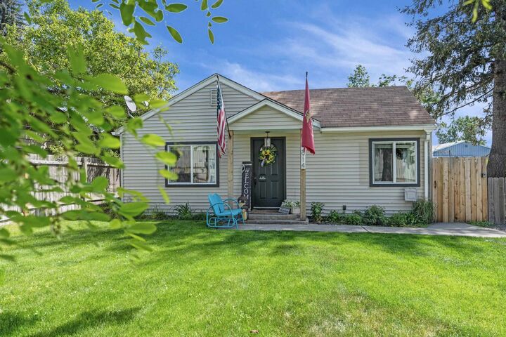 Property Photo: 2914 N Dora Rd WA 99212