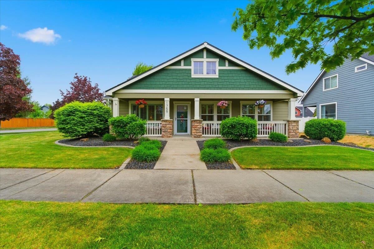 Property Photo:  1759 N Wolfe Penn St  WA 99019 
