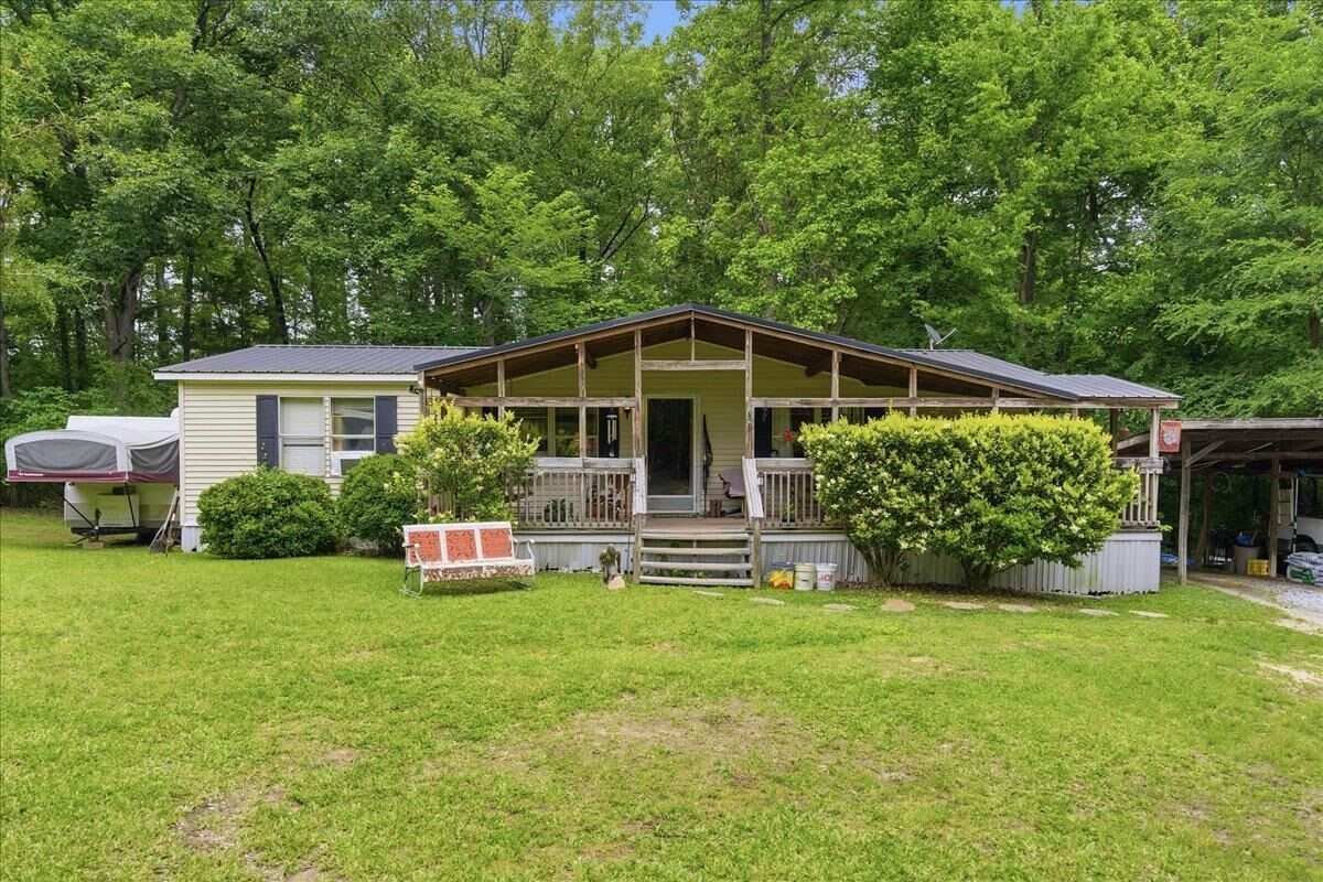 Property Photo: 161 Elaine'S Drive SC 29325
