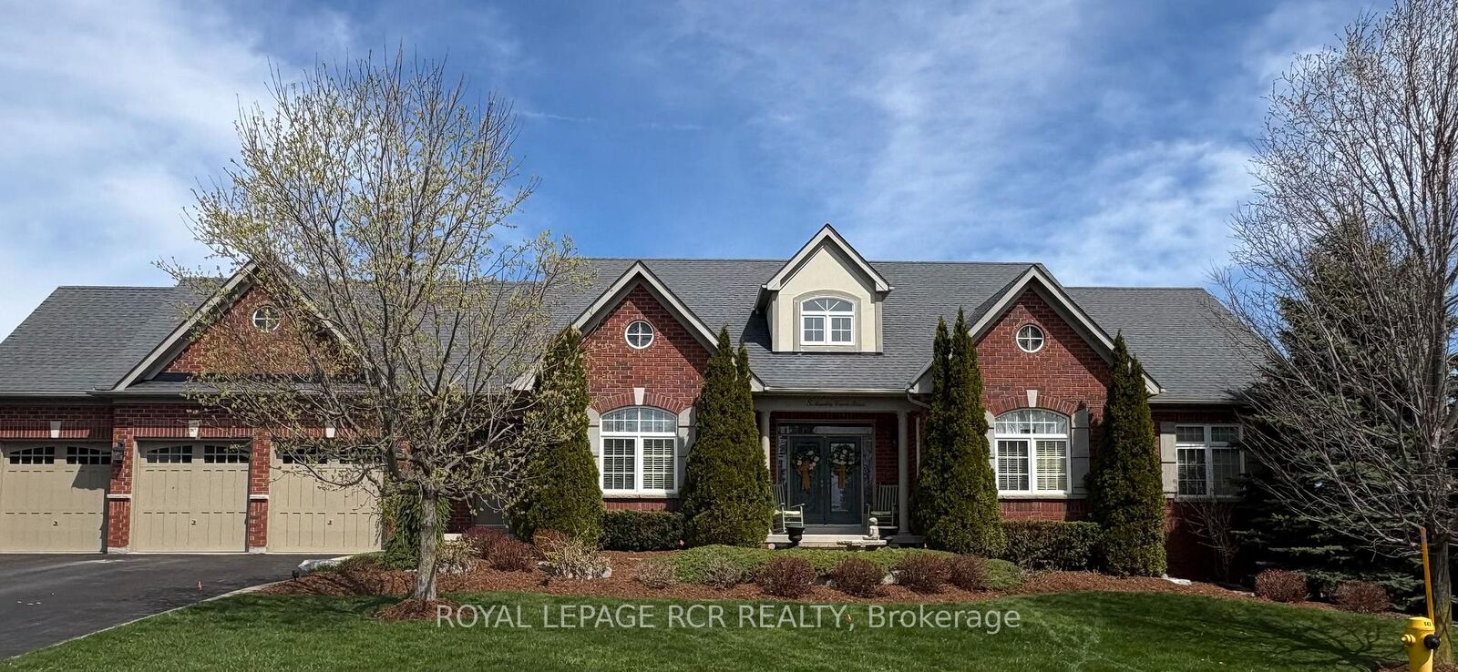 Property Photo:  8 Masters Creek Boulevard  ON L9W 6L7 