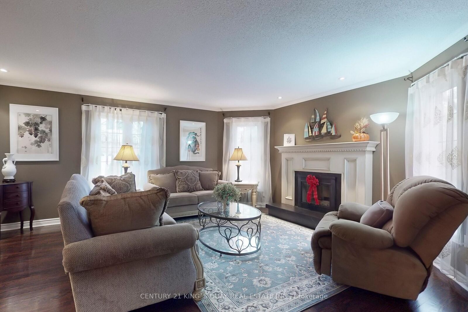 Property Photo: 110 Crawford Crescent ON L0P 1B0