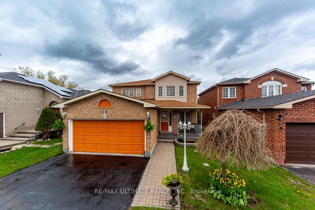Property Photo: 5 Twiss Drive ON L4N 8P3