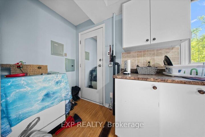 Property Photo: 208 Montfort Street ON K1L 5P4