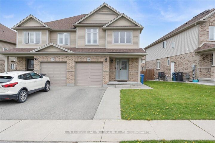 28 Drone Crescent — photo 1