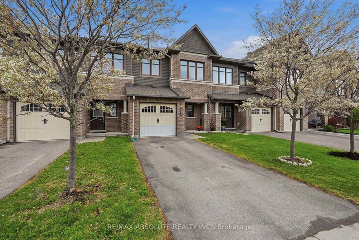 696 Trigoria Crescent — photo 1