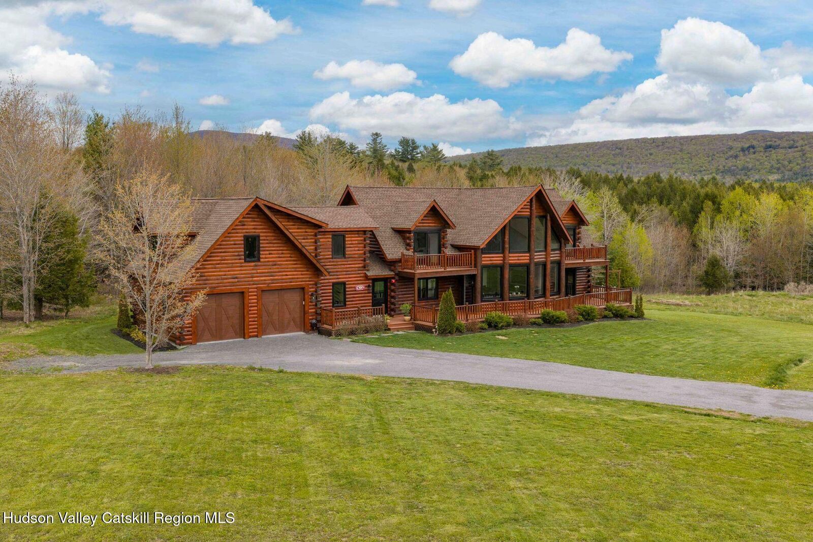 Property Photo:  27 Anchor Camp  NY 12496 