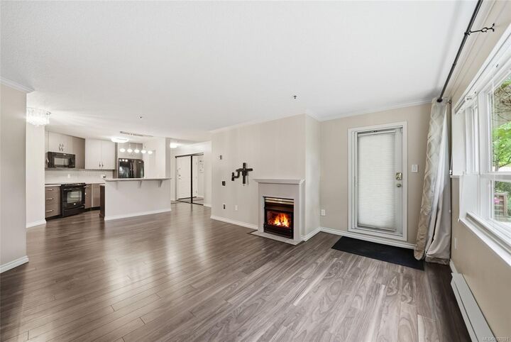 Property Photo:  1685 Estevan Rd 107  BC V9S 5V9 