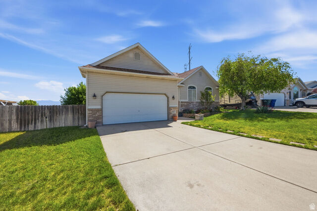 Property Photo: 6373 Rogue River Ln UT 84118