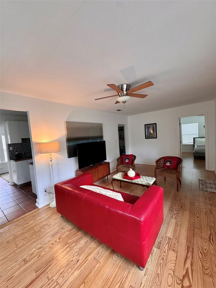 Property Photo:  3007 French Place  TX 78722 