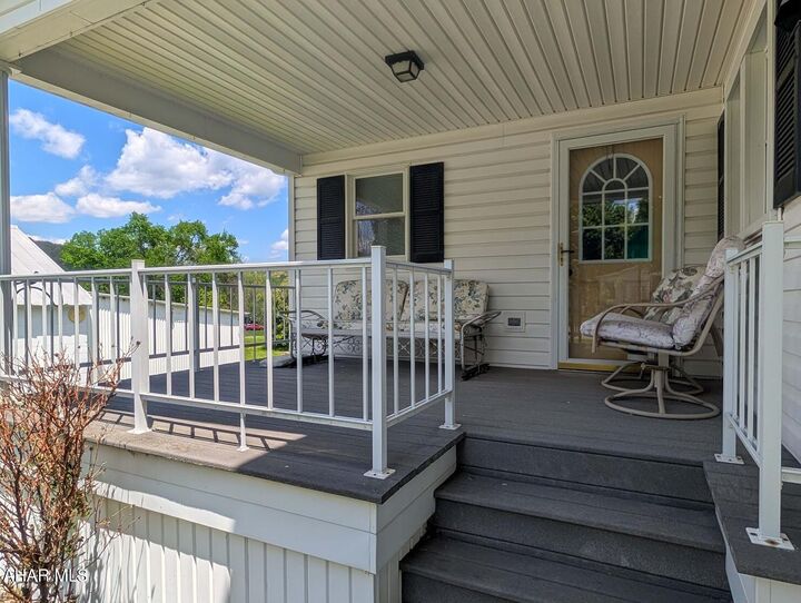 Property Photo:  601 16th Street  PA 16678 