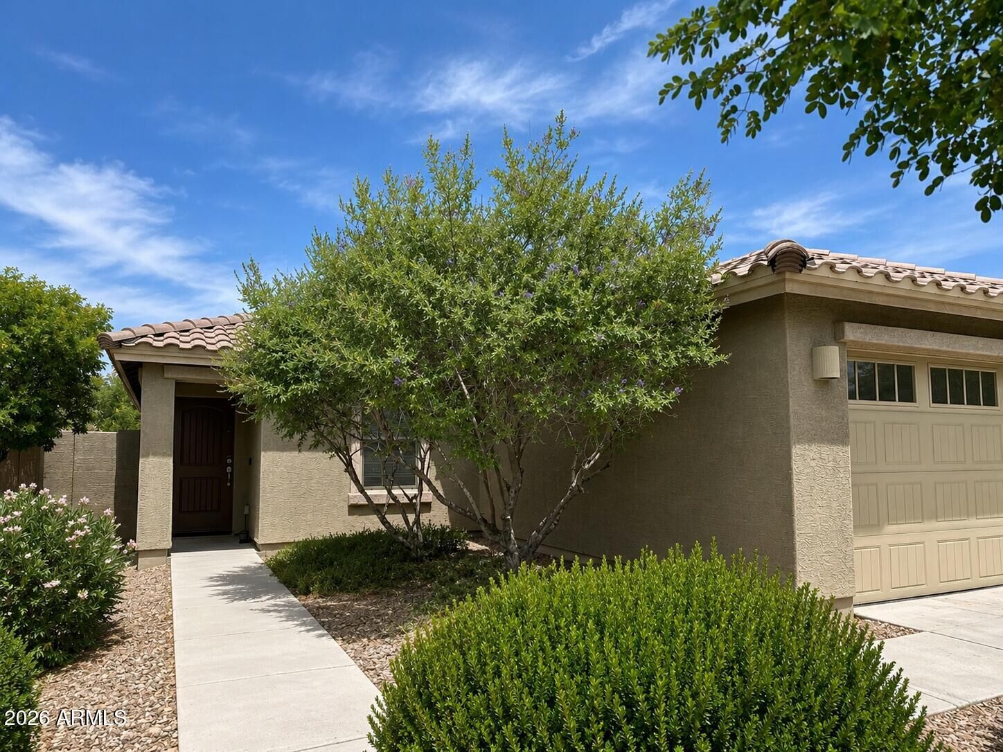 Property Photo: 920 W Lowell Drive AZ 85140