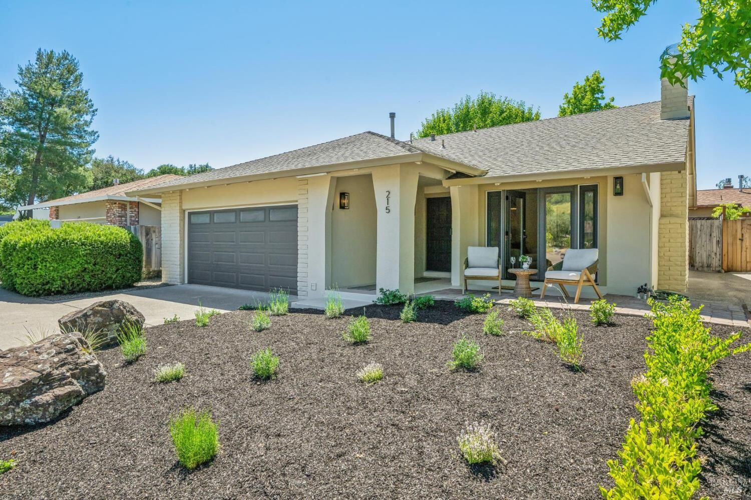 Property Photo:  215 Hemlock Drive  CA 95448 