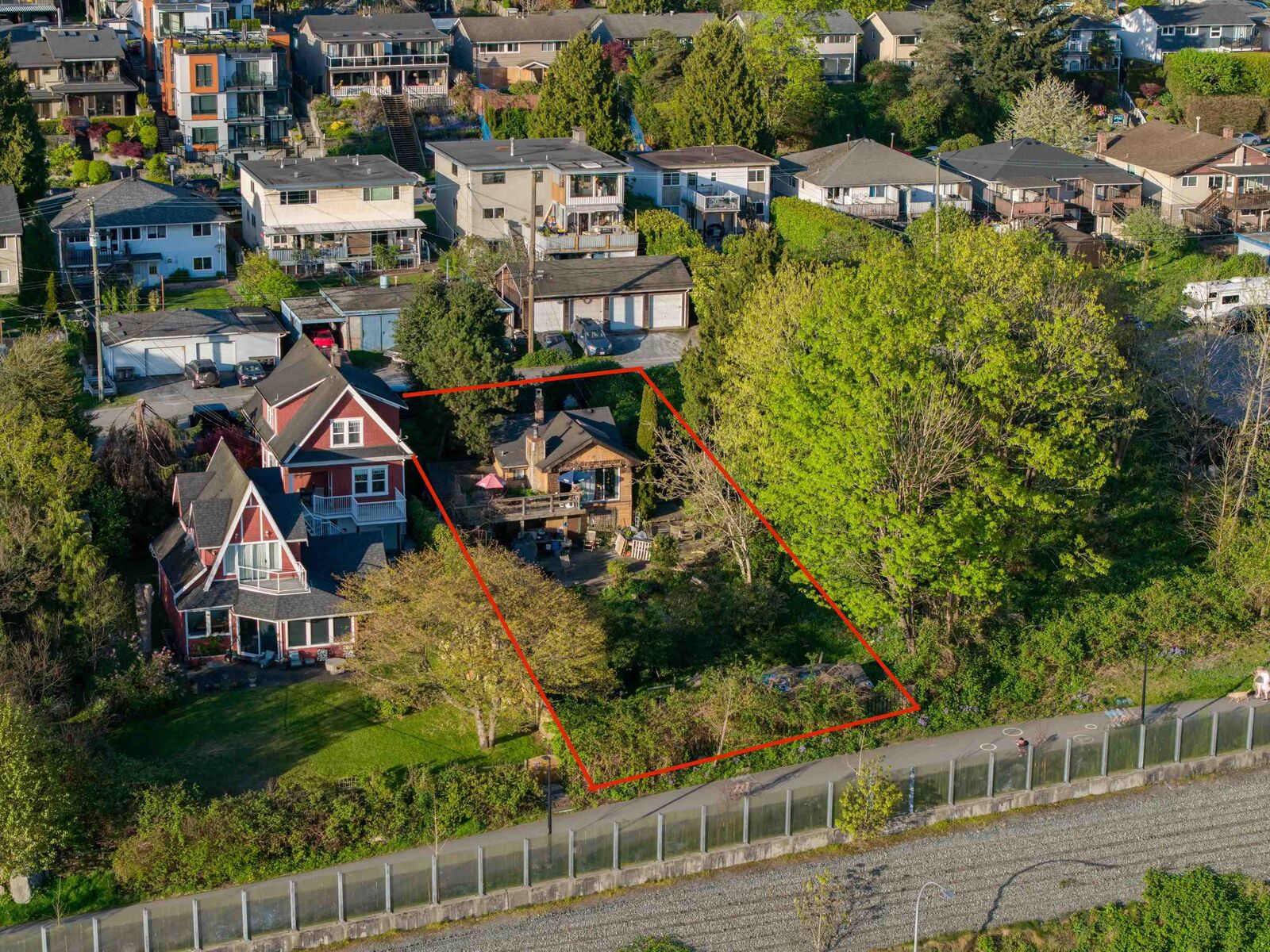 Property Photo: 435 Alder Street BC V7L 1A9