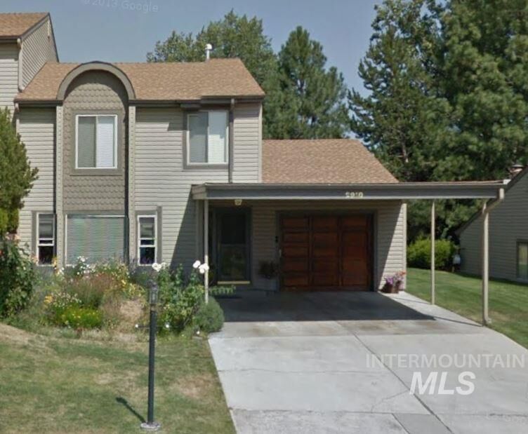 Property Photo:  2910 N Mountain Road  ID 83702 