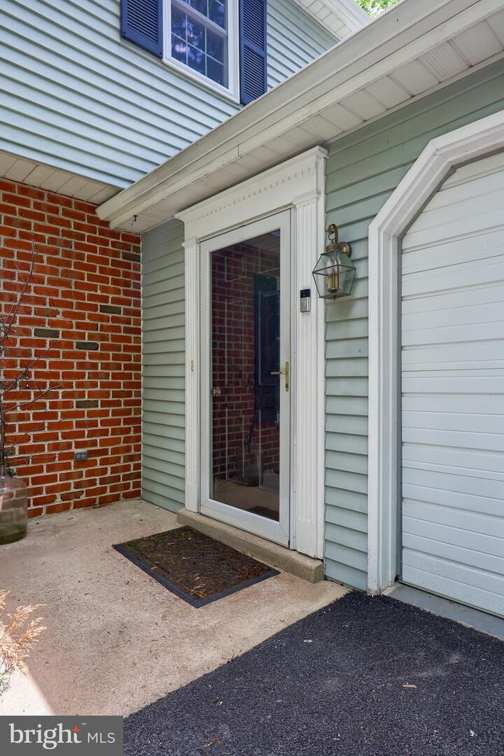 Property Photo: 2105 Southbrook Drive PA 17403