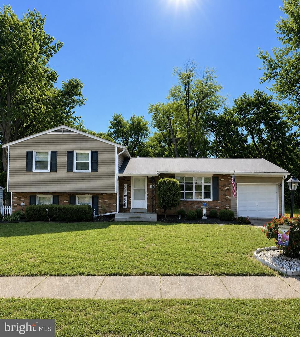 Property Photo:  8513 Fairburn Drive  VA 22152 
