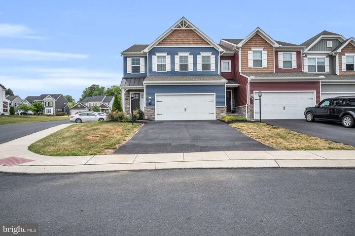 Property Photo:  65 Simon Court  PA 17050 