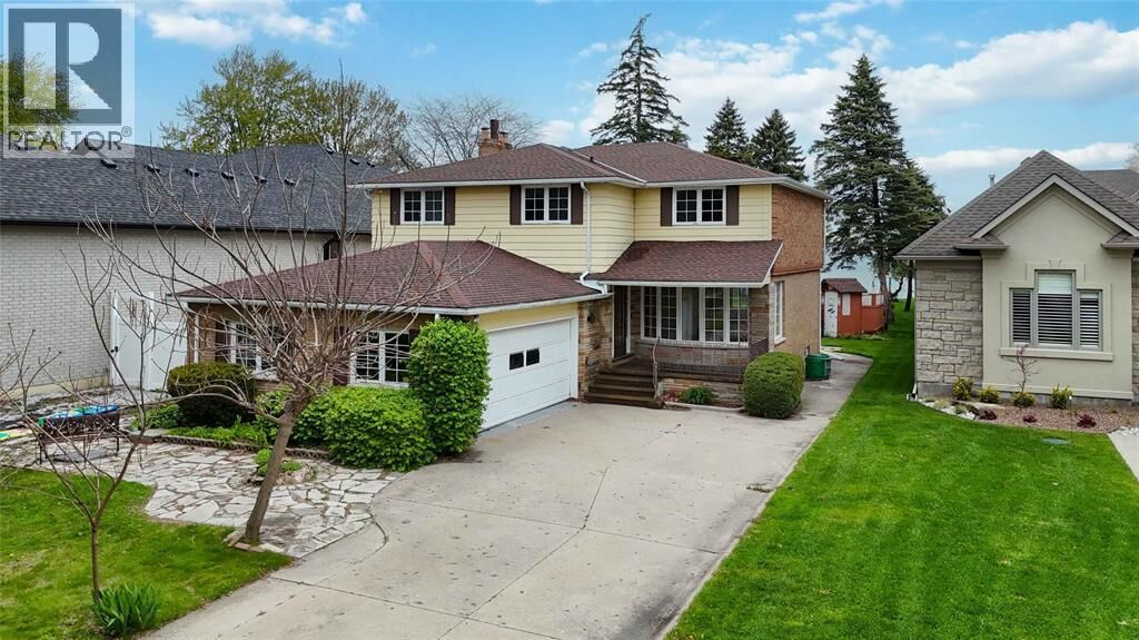 Property Photo:  2088 Lakeshore Road  ON N7T 7H6 