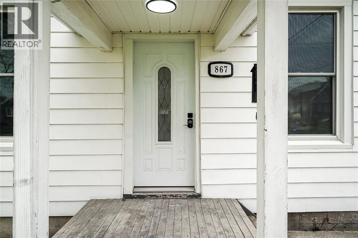 Property Photo: 867 Devine Street ON N7T 1X3