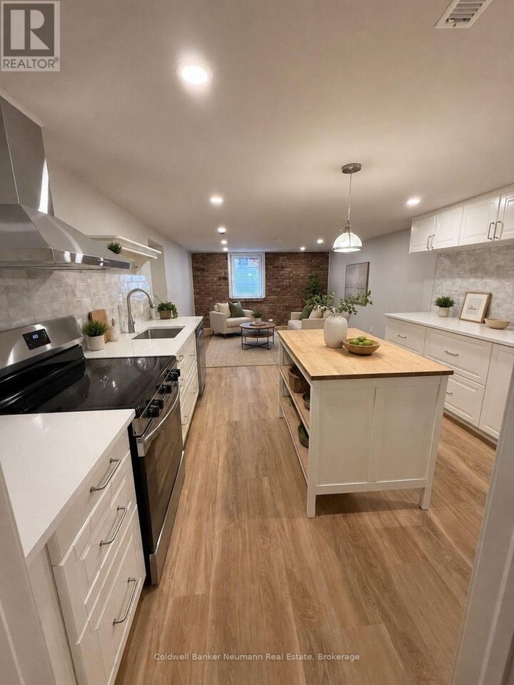 Property Photo:  22 Skov Crescent  ON N1E 4B7 