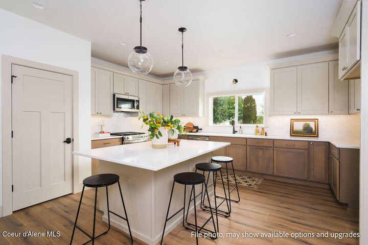 Property Photo:  1215 W Fair Ln  ID 83854 