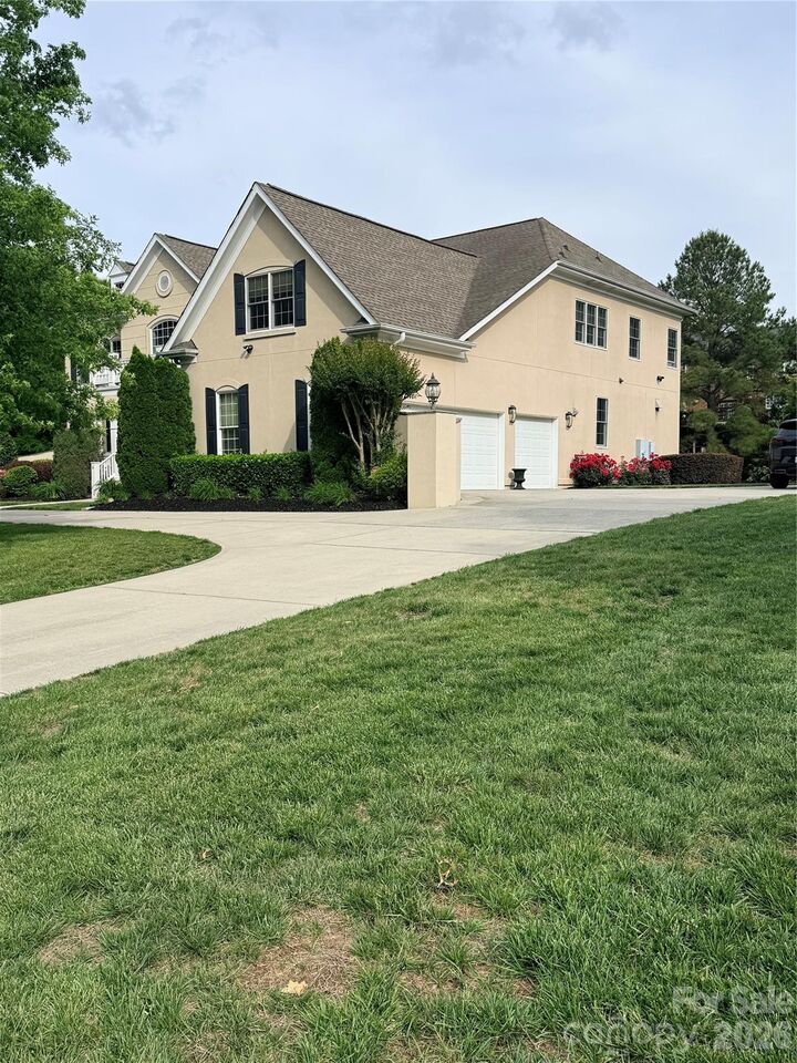 Property Photo: 217 Cattle Ridge Road NC 28173