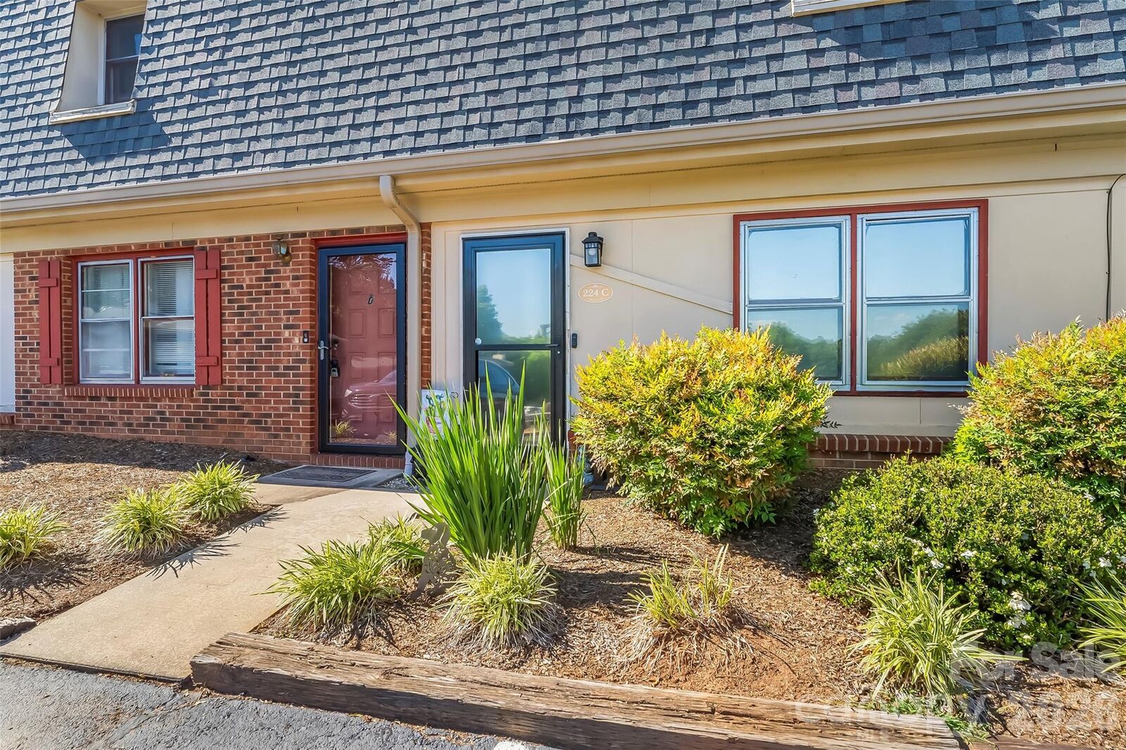 Property Photo:  224 14th Avenue SE C  NC 28602 