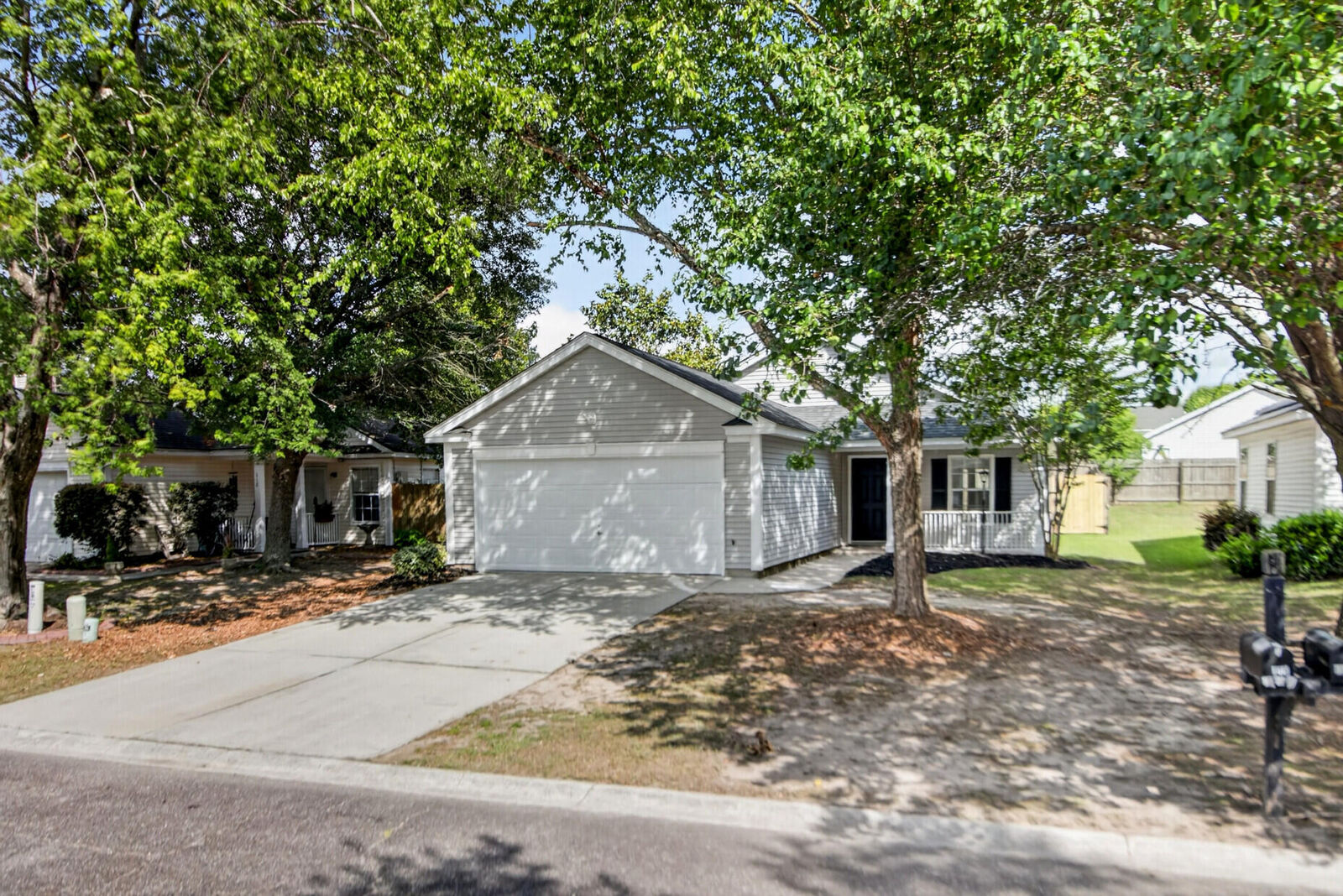 Property Photo:  116 Two Pond Loop  SC 29456 