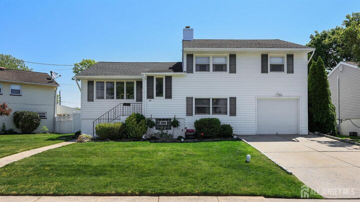 Property Photo:  47 Miliken Road  NJ 07067 
