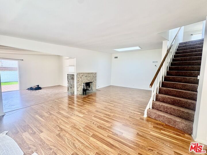 Property Photo:  7428 W 81st St  CA 90045 
