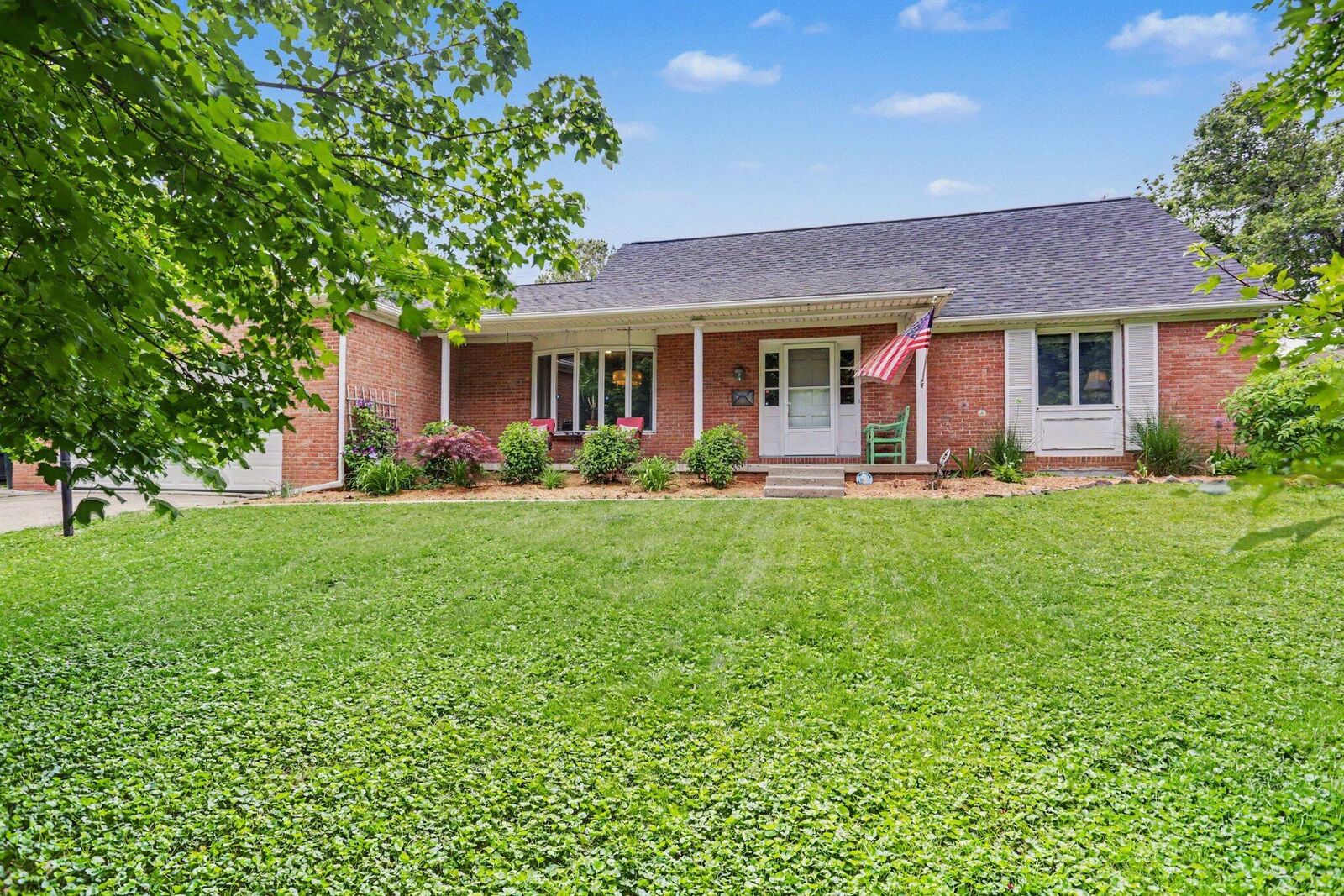 Property Photo:  4441 Olentangy River Road  OH 43214 