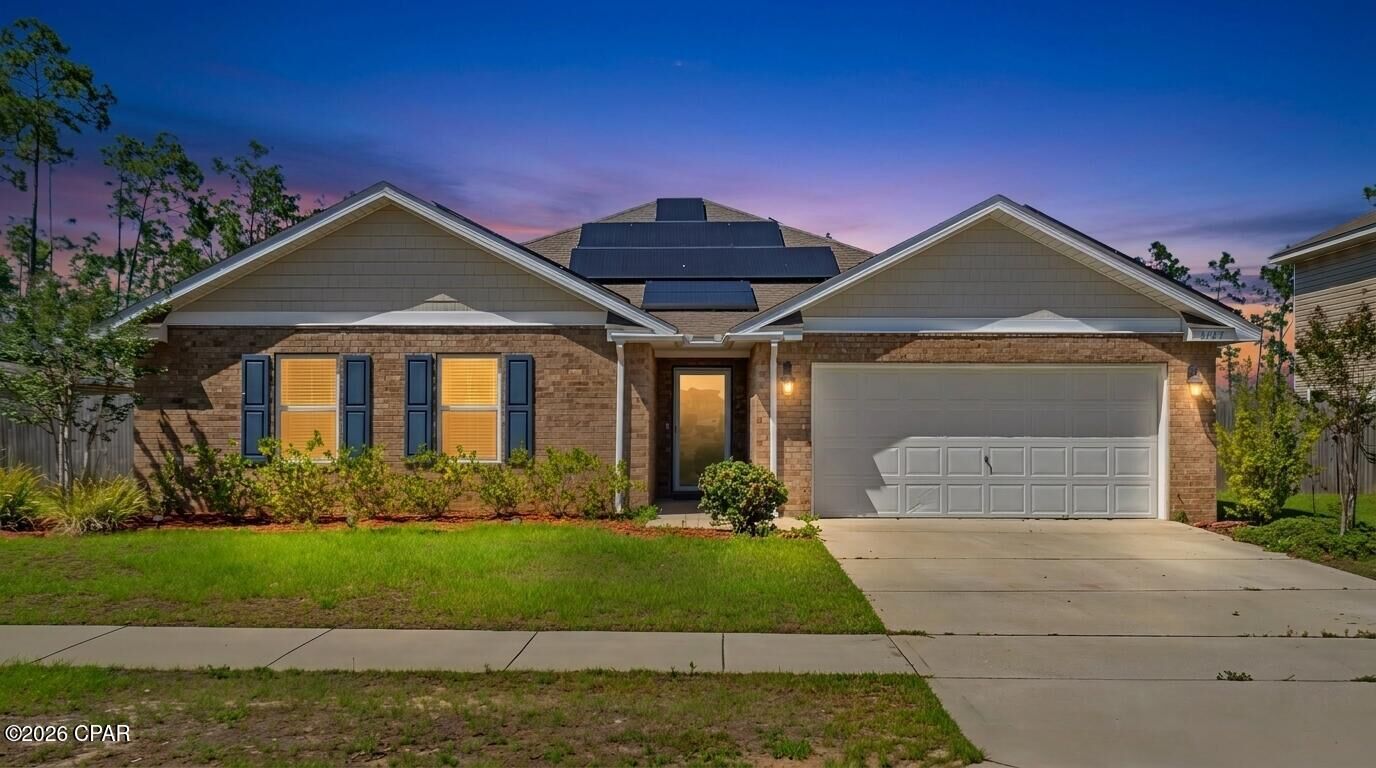 Property Photo: 3927 Alva Thomas Road FL 32404