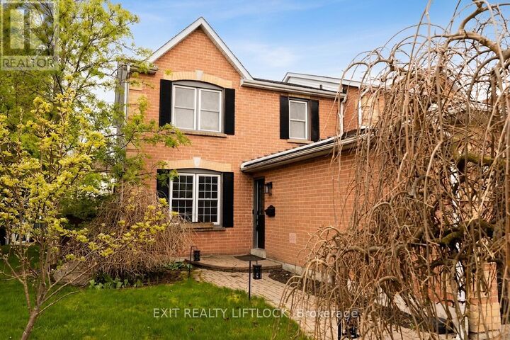 Property Photo:  84 Hillhurst Crescent  ON L1E 2A3 