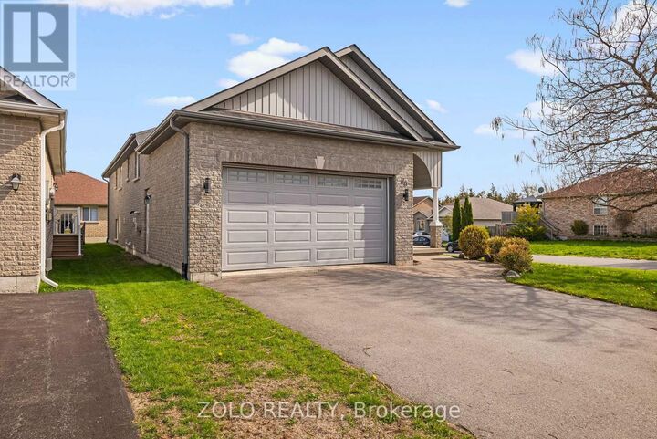 Property Photo:  80 Gavey Street  ON K8N 4Z5 