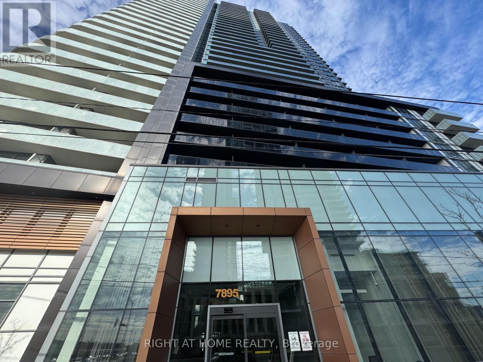 Property Photo:  7895 Jane St Street 918  ON L4K 2M7 