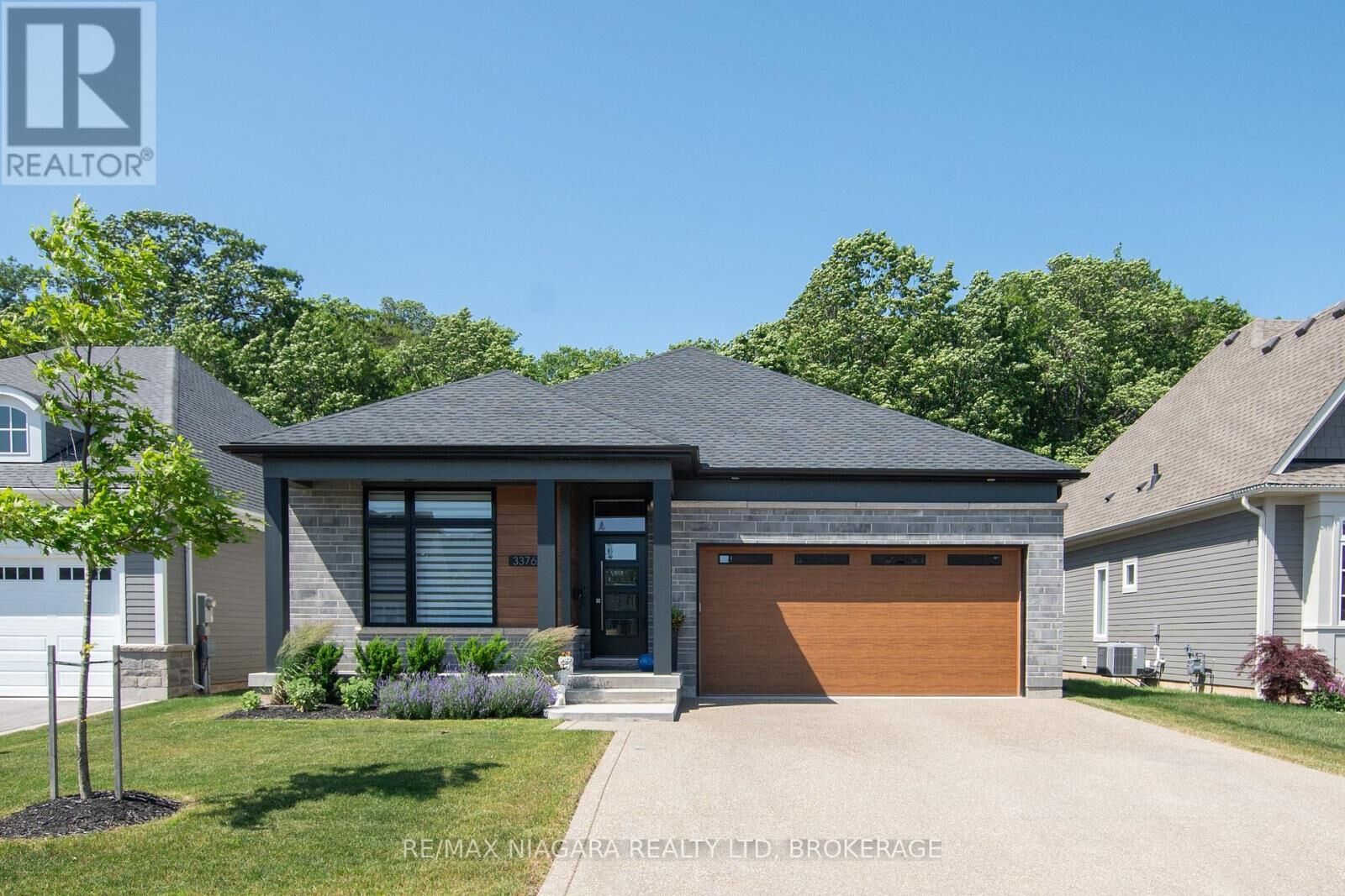 Property Photo:  3376 Whispering Woods Trail  ON L0S 1N0 