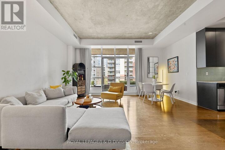 Property Photo:  19 Brant Street 508  ON M5V 2L2 