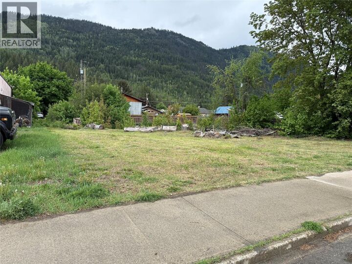 Property Photo:  Lot B Sayward Avenue  BC V0G 1Z0 