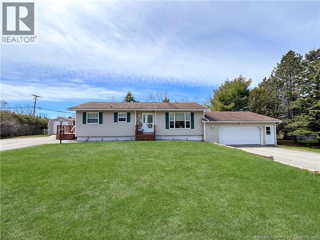Property Photo:  1 Grant Drive  NB E2E 1A3 