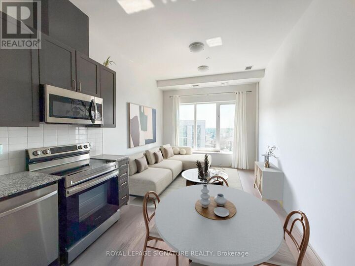 Property Photo:  3265 Carding Mill Trail 517  ON L6M 5P7 