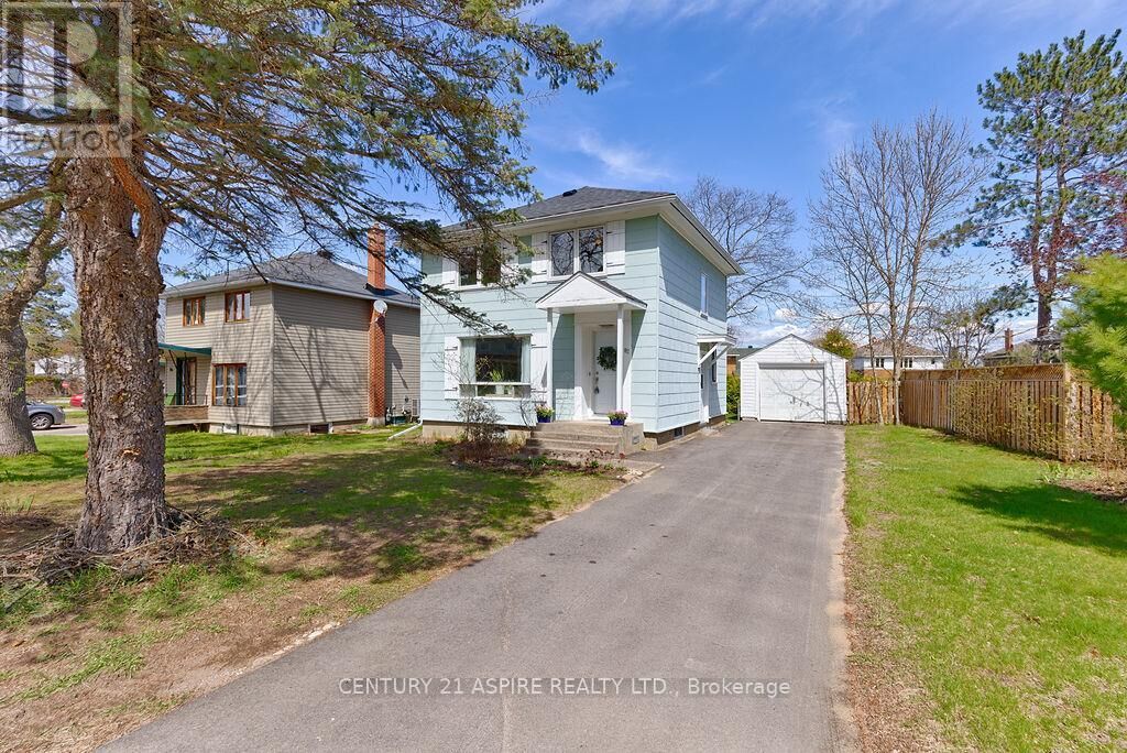 Property Photo:  82 Rutherford Avenue  ON K0J 1P0 