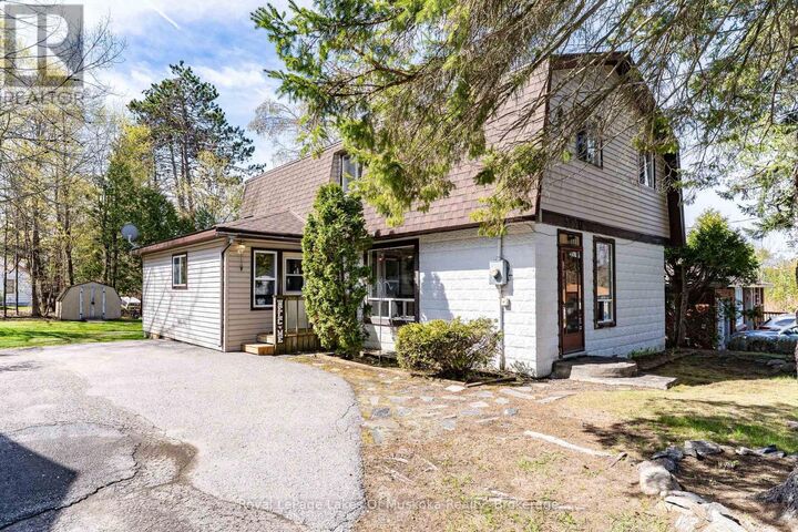 Property Photo:  555 Wagner Street  ON P1P 1E1 