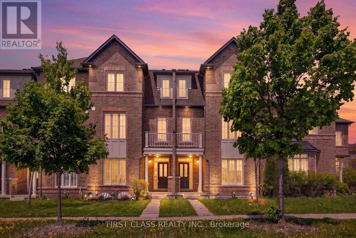 Property Photo:  2904 Elgin Mills Road East  ON L6C 0E5 