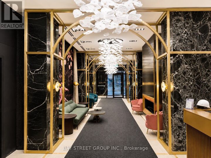Property Photo: 771 Yonge Street 1710 ON M4W 0B8