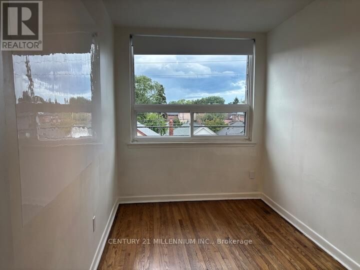 Property Photo:  928 Pape Avenue 1  ON M4K 3V2 