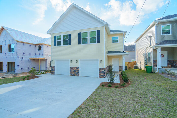 Property Photo:  315 Allen Street  FL 32578 