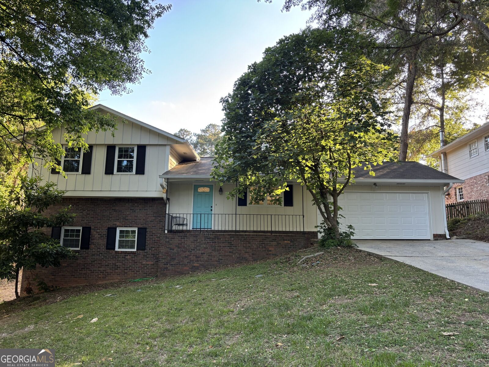 Property Photo:  126 Azalea Drive  GA 30269 