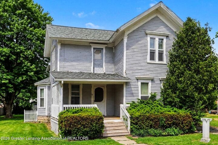 Property Photo:  327 E Middle Street  MI 48895 
