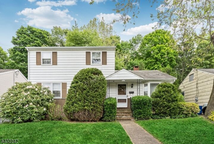 Property Photo:  415 N 4th Ave  NJ 07506 