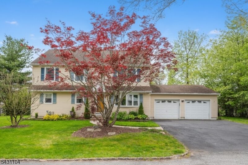 Property Photo: 6 Madoc Trl NJ 07438